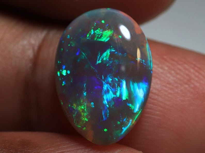 4.20 Ct. Lightning Ridge Multi Colour Crystal Opal TOG-982
