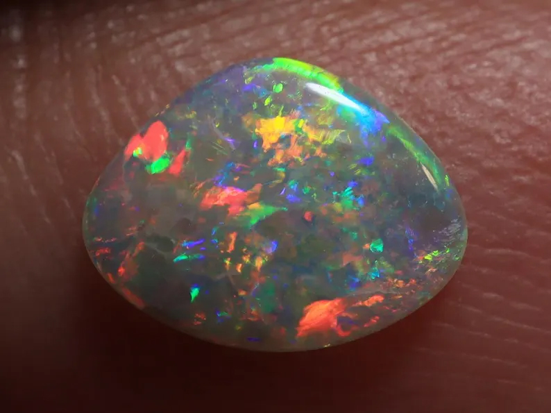 0.40 Ct. Lightning Ridge Crystal Opal TOG-825
