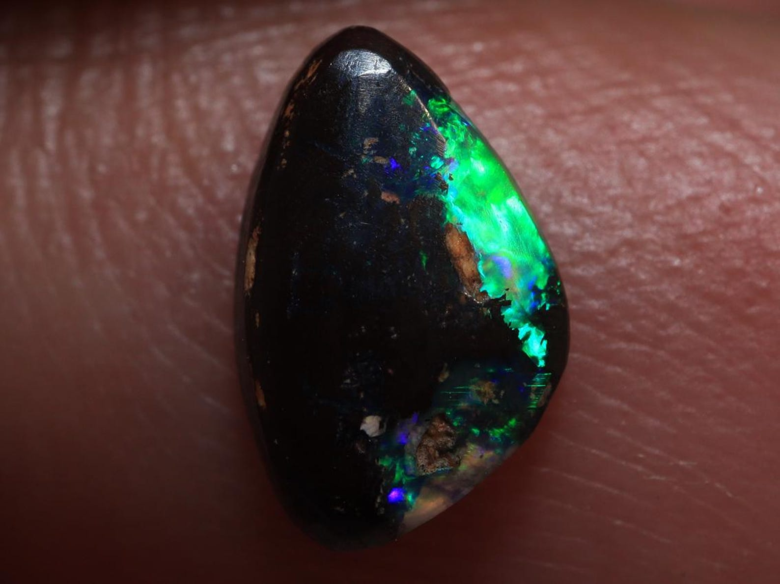 0.80 Ct. Boulder Polished Opal TOG-1982