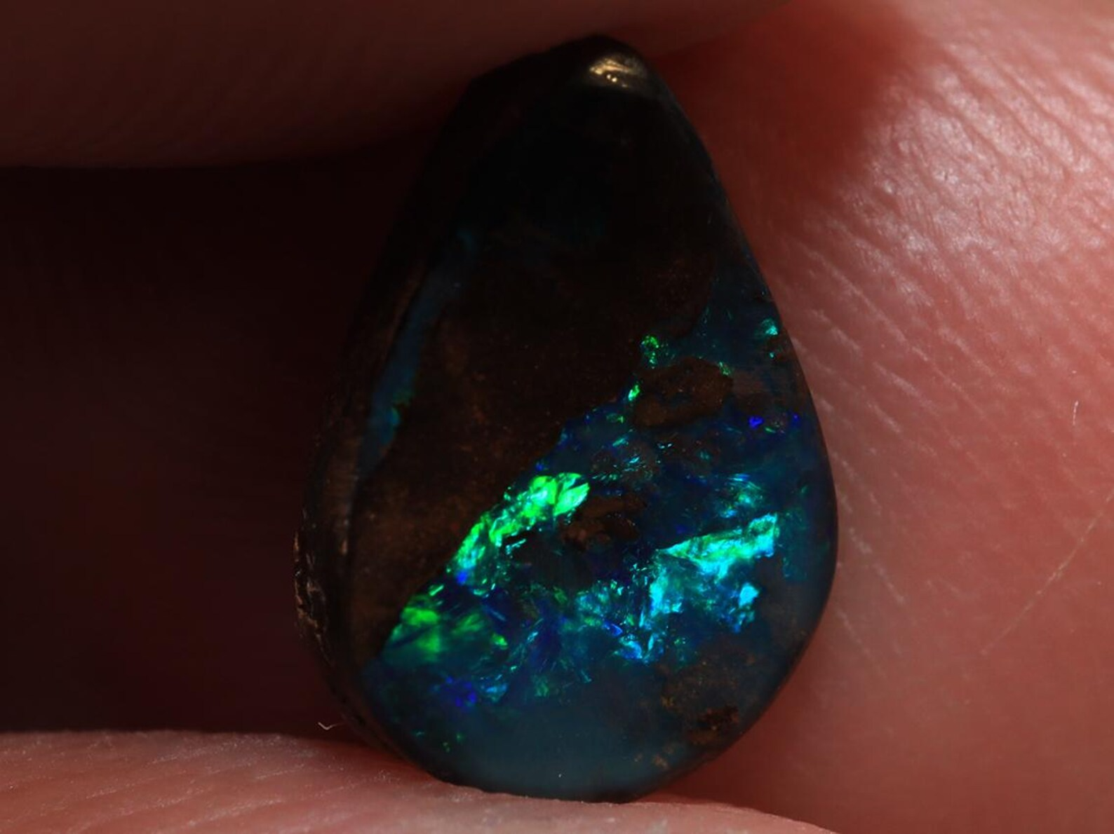 1.45 Ct. Boulder Polished Opal TOG-1983