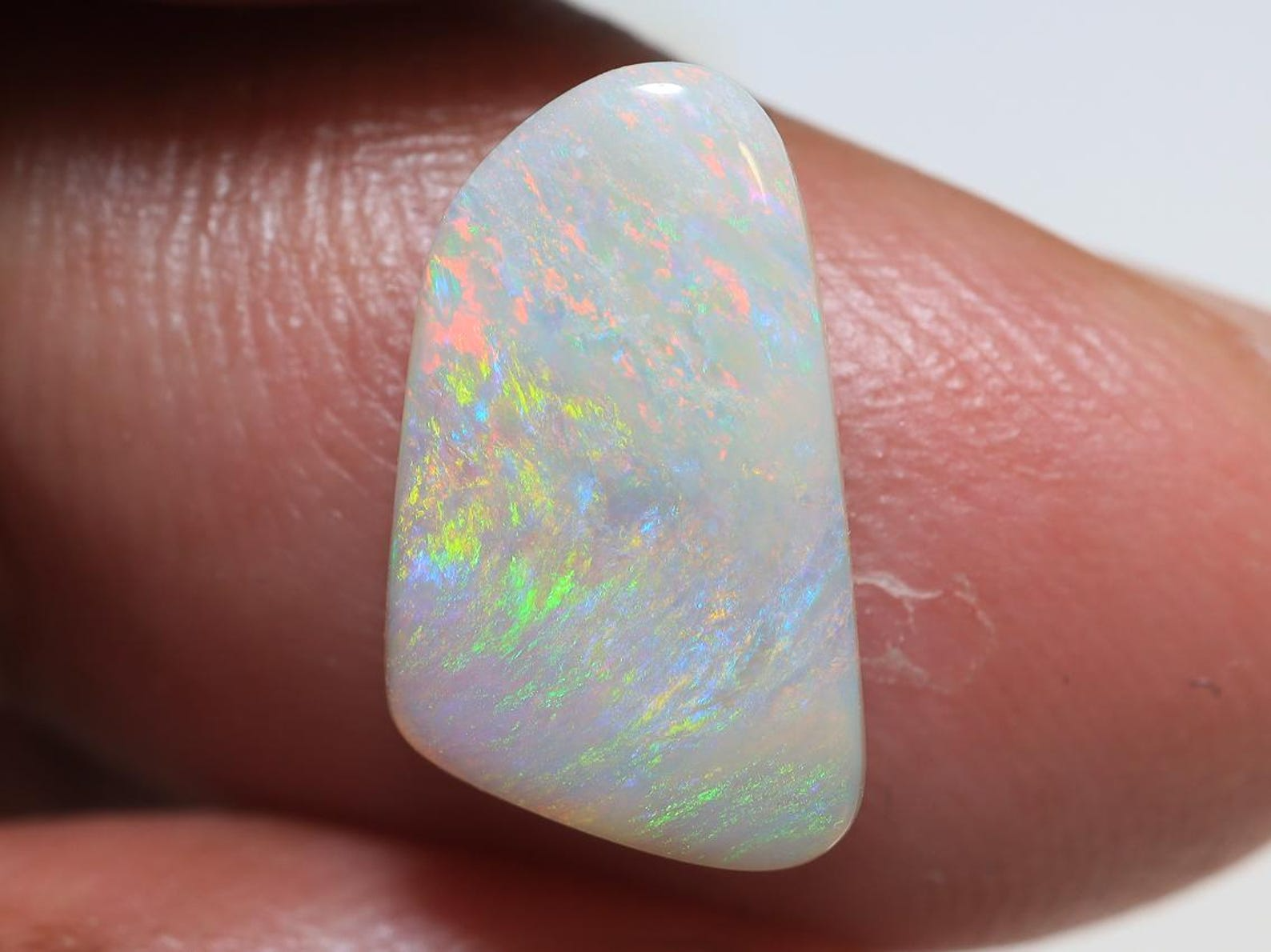 1.55 Ct. Lightning Ridge Opal TOG-960