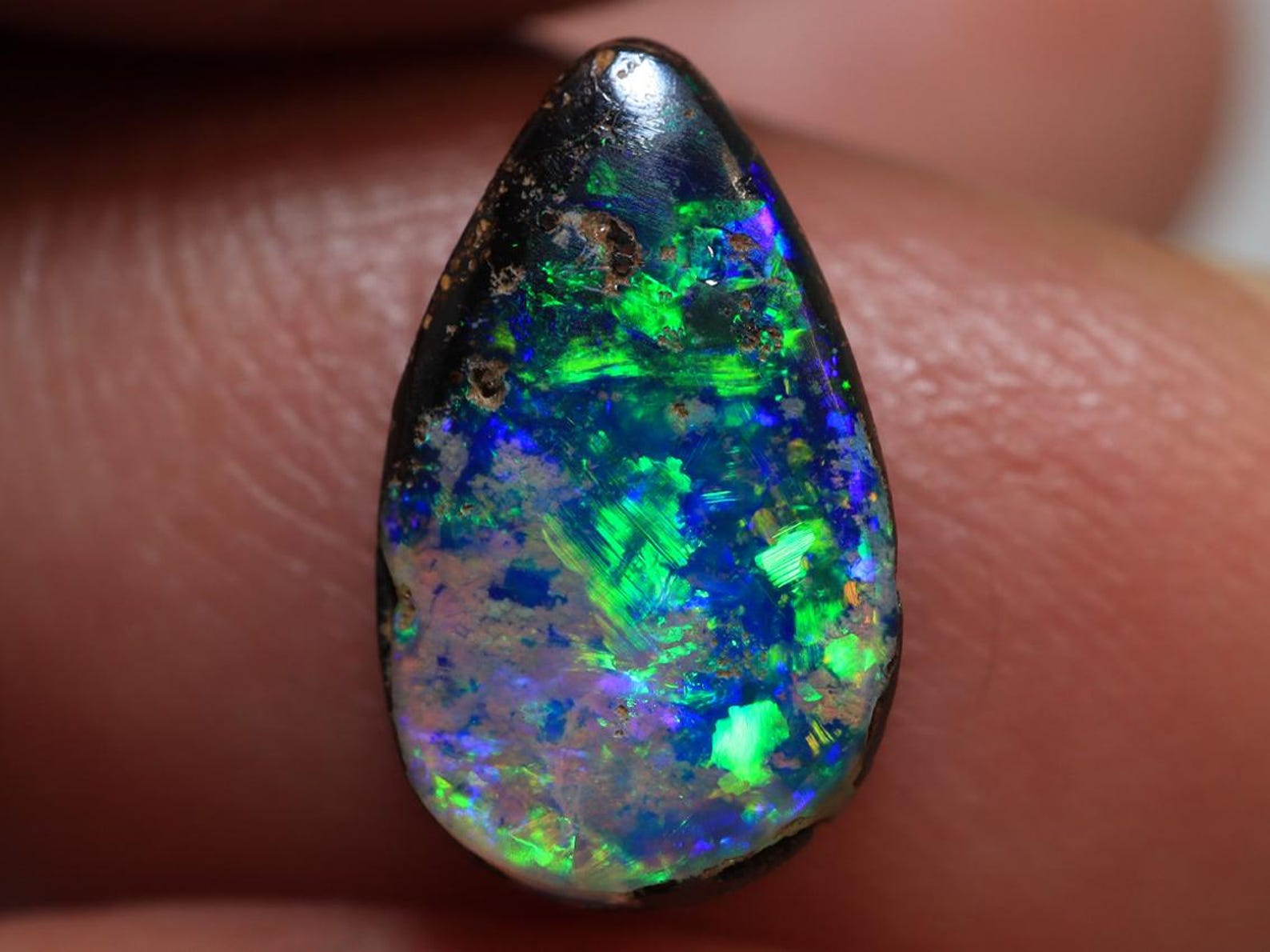 2.0 Ct. Boulder Polished Opal TOG-1977