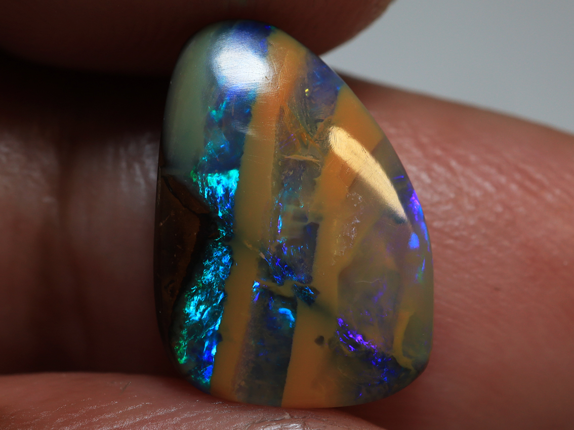 4.90 Ct. Boulder Polished Opal TOG-1985