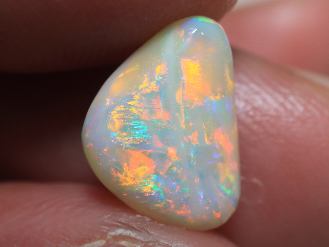 N6 2.40 Ct. Multi Colour Lightning Ridge Opal TOG-855