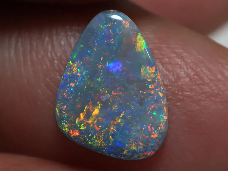 0.80 Ct. Lightning Ridge Black Opal TOG-924