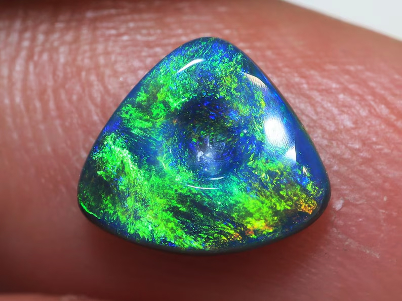 0.70 Ct. Lightning Ridge Black Opal TOG-966