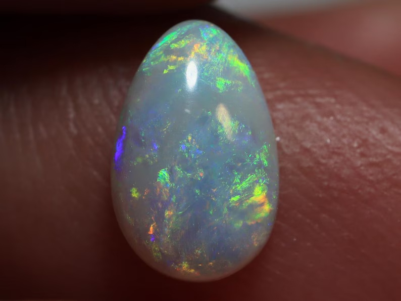 0.95 Cts Lightning Ridge Opal TOG-587