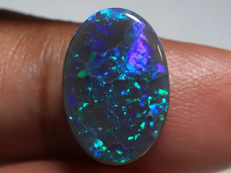 N5- 4.40 Cts. Lightning Ridge Semi Black Opal TOG-516