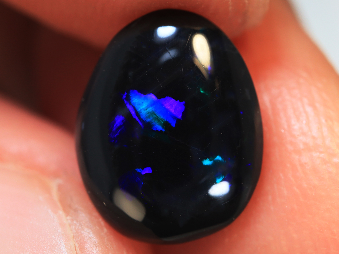 1.65 Ct. Lightning Ridge Black Opal TOG-1149